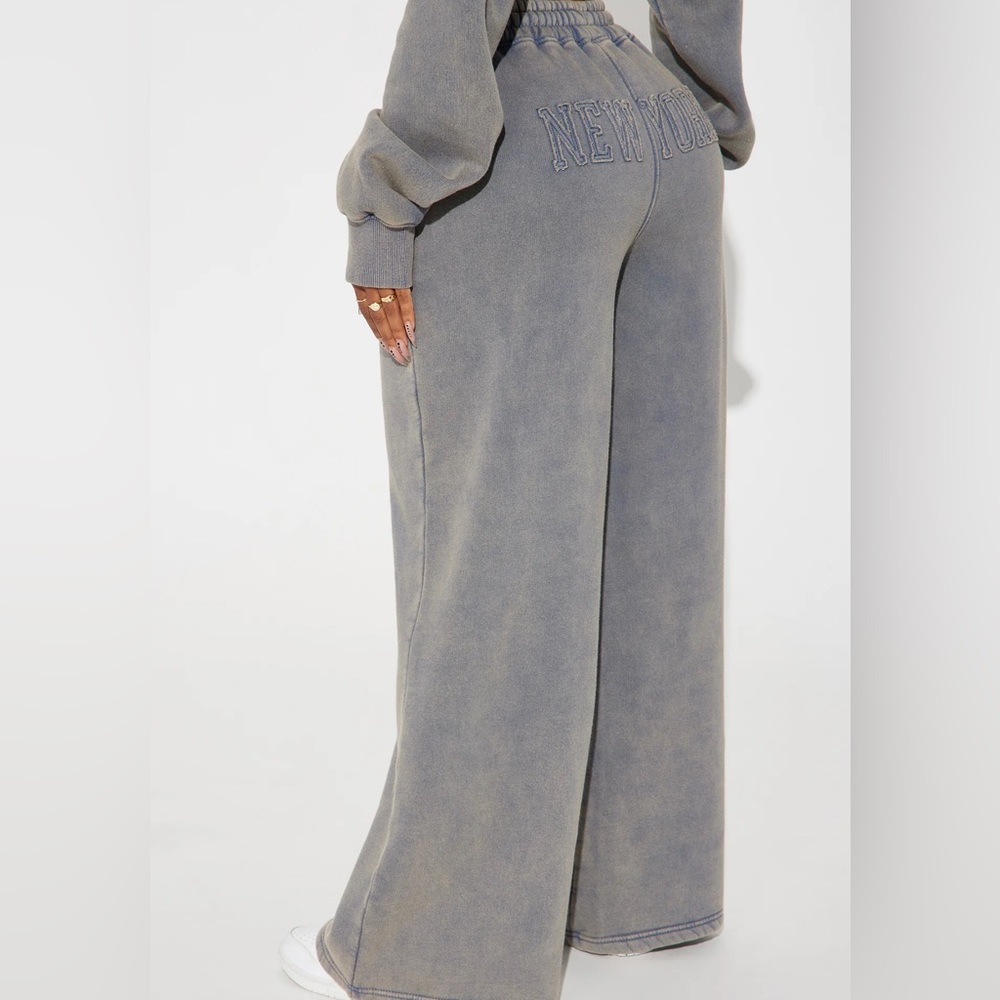 New York Hustle Washed Sweatpants- Grey/Combo